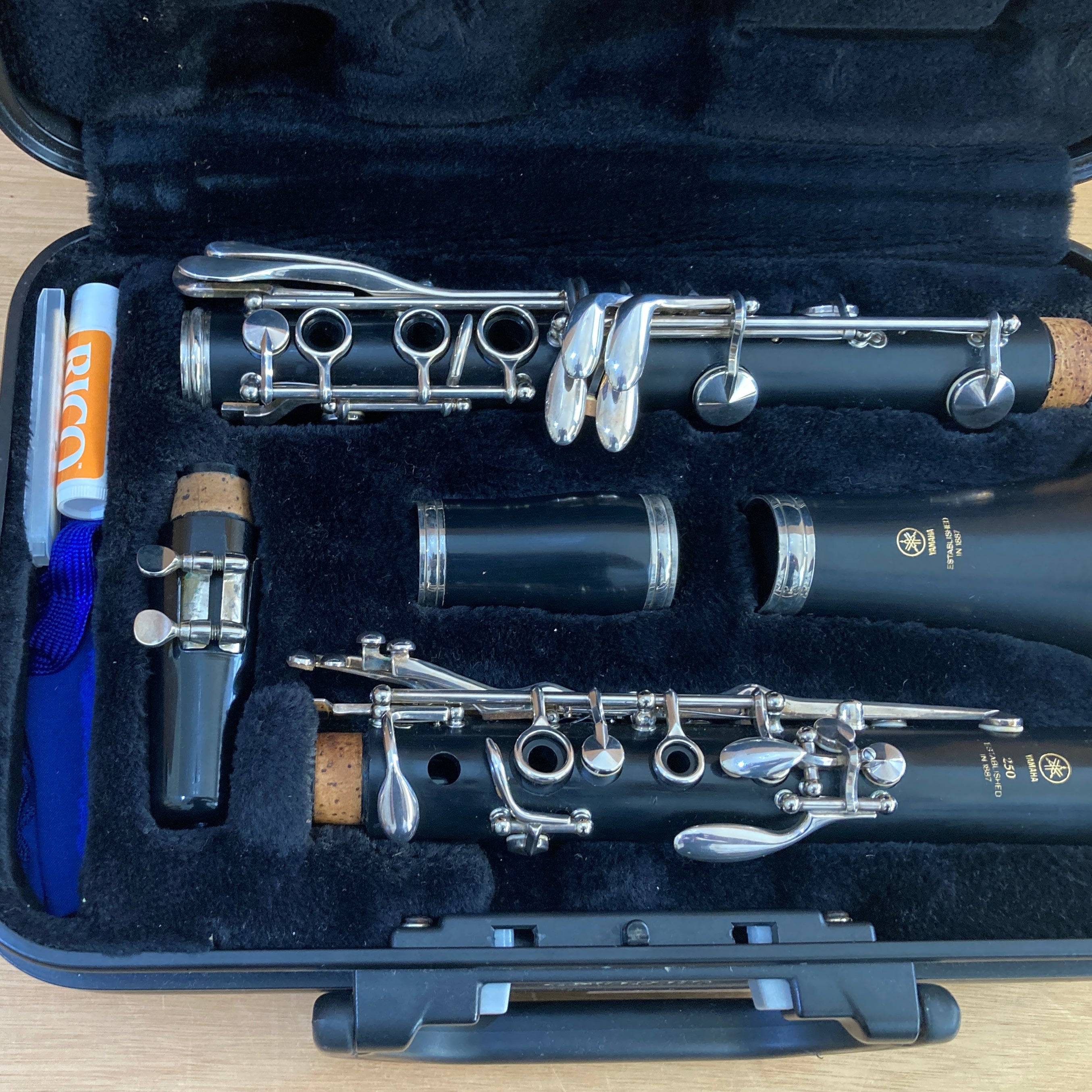 Yamaha clarinet clearance 250 price